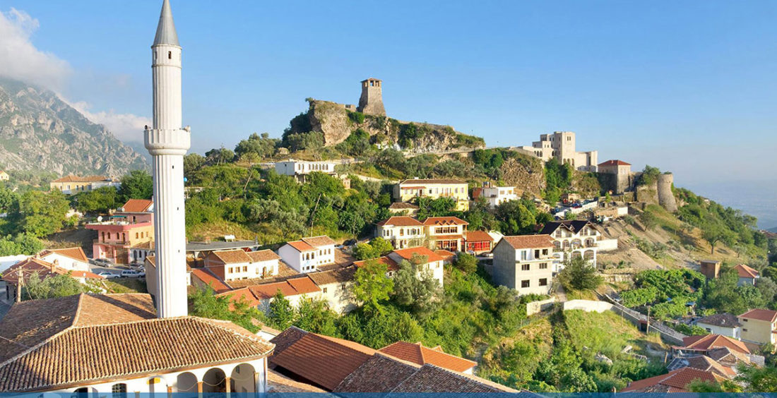 Kruja <br></br> Oda e pritjes shqiptare